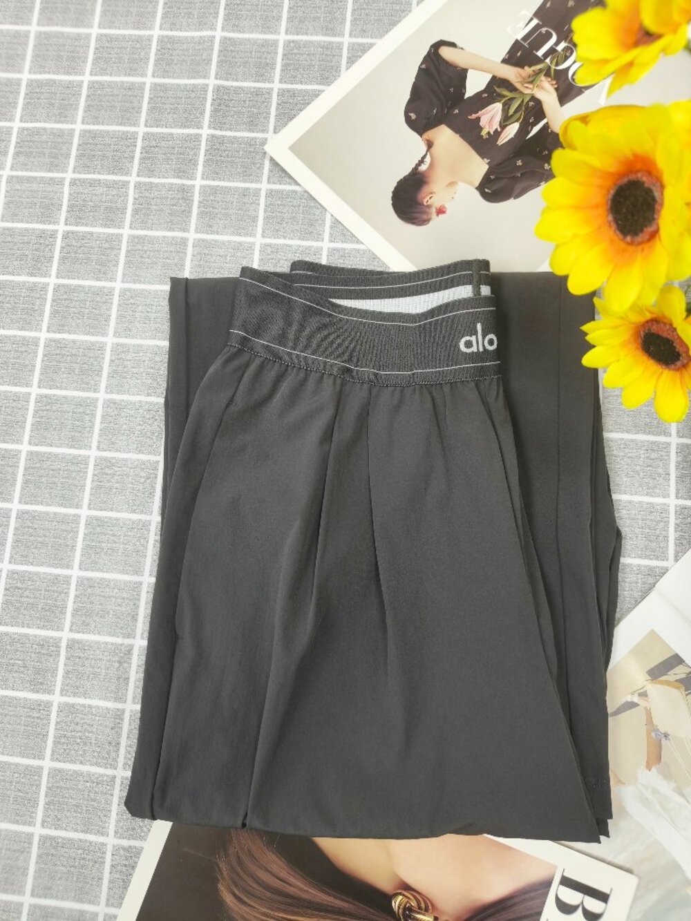 Brand New Alo Yoga💯Authentic Trouser Deep Gray (Regular XXS-XS)🥰 - Picture 3 of 7